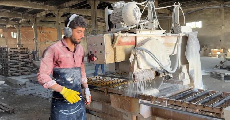 Midyat taşı, ustaların elinde sanata dönüşüyor