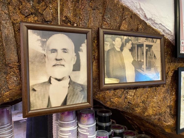 Taş değirmende 4 kuşak tahin üretiyorlar