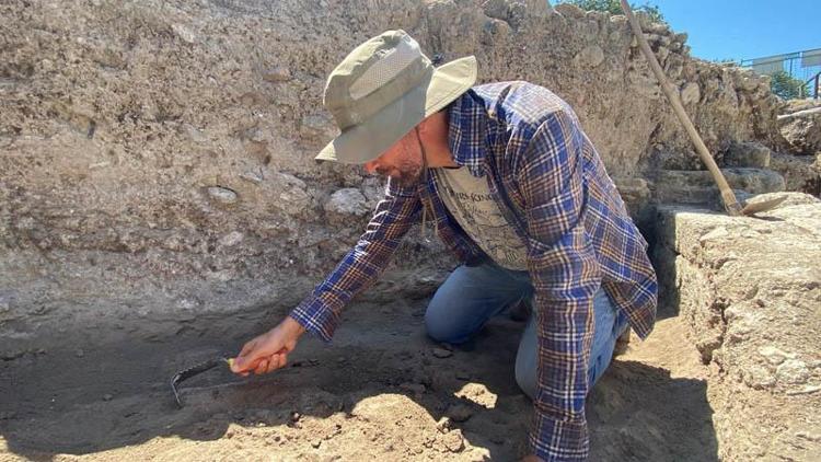 Troya Antik Kenti'nde 2 bin 800 yıllık agora gün yüzüne çıkarılıyor