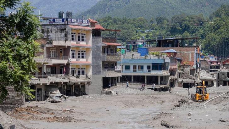Nepal'deki selde can kaybı 1386'ya yükseldi