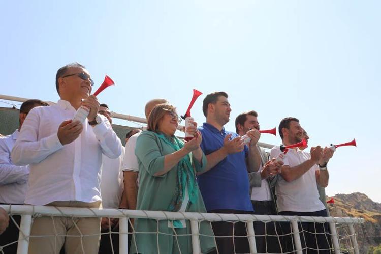 7'nci Uluslararası Rumkale Su Sporları Festivali'nde 4 bin 440 sporcu yarıştı