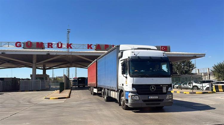 TIR şoförlerinden Schengen vizesi ve özlük hakları açıklaması