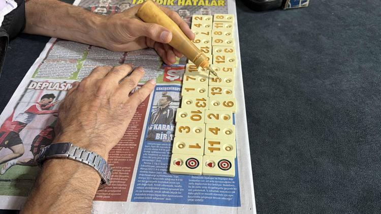 10 yıldır ekmeğini ‘taştan’ çıkarıyor