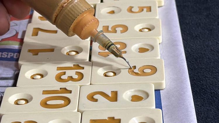 10 yıldır ekmeğini ‘taştan’ çıkarıyor
