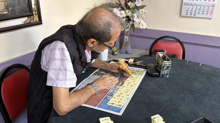 10 yıldır ekmeğini ‘taştan’ çıkarıyor