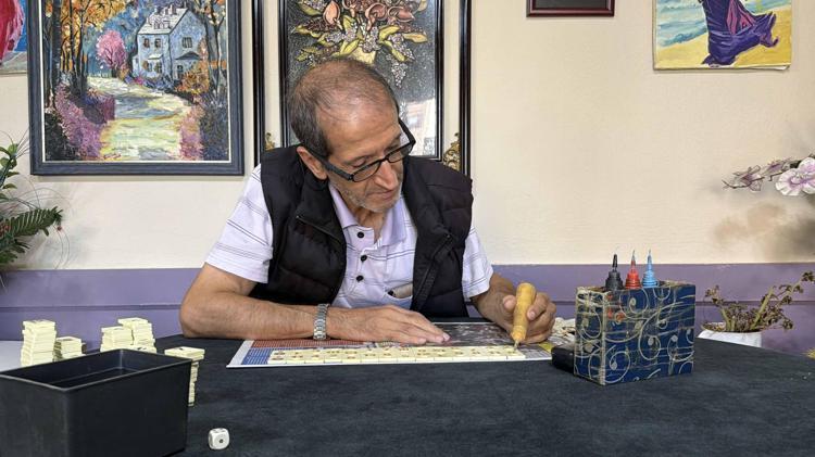 10 yıldır ekmeğini ‘taştan’ çıkarıyor