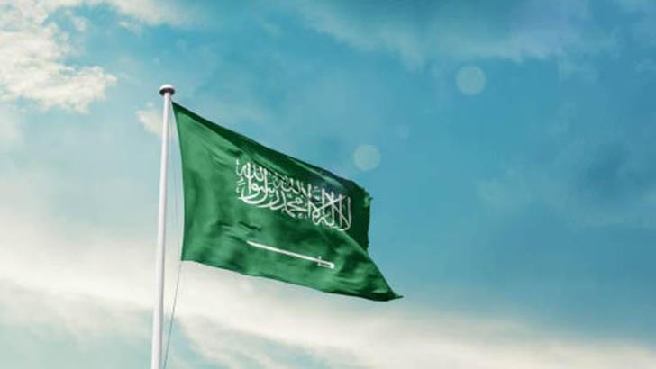 Suudi Arabistan'da çok sayıda bölgede saldırı alarmı