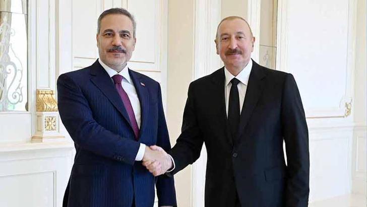 Bakan Fidan, Azerbaycan Cumhurbaşkanı İlham Aliyev ile Bakü'de bir araya geldi