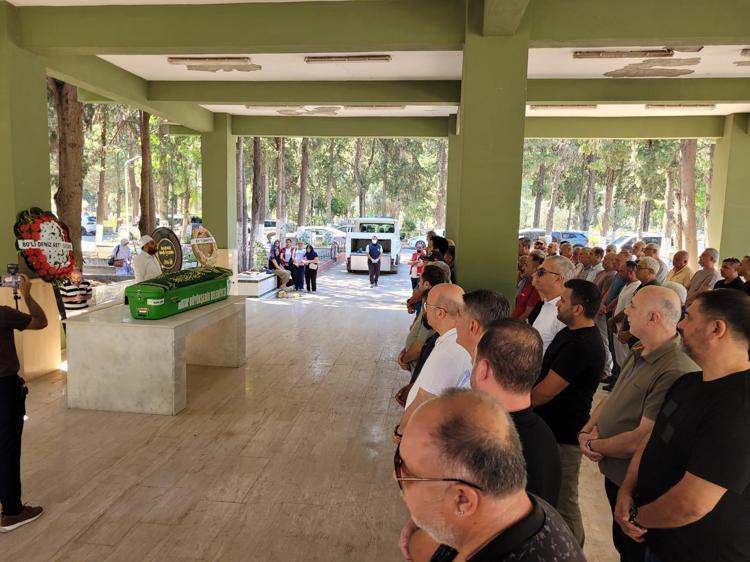 Silivri'de batan geminin kaptanı, Hatay'da toprağa verildi