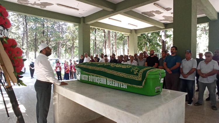 Silivri'de batan geminin kaptanı, Hatay'da toprağa verildi
