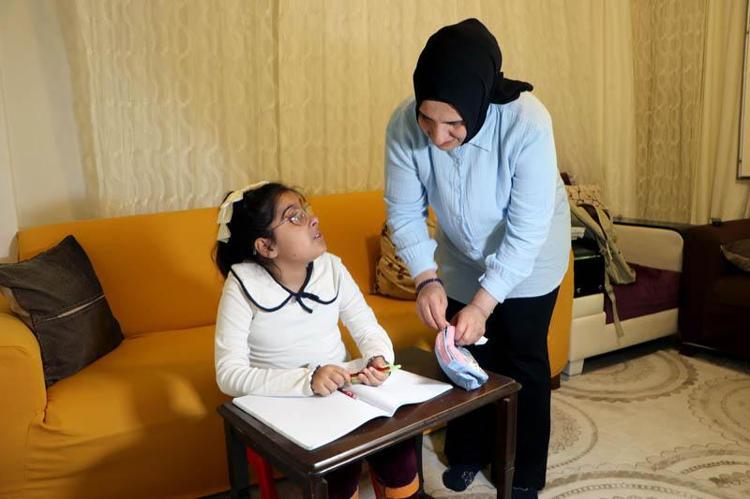 Yardım kumbarasındaki parası çalınan SMA’lı Fidan Ebrar: Hayallerimi çaldılar