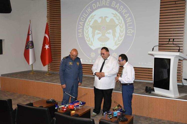 İki özel gereksinimli arkadaşın TEKNOFEST'te başlayan dostluğu teknoloji projesine dönüştü