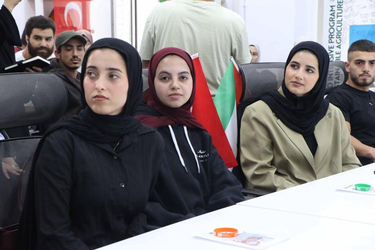 Filistinli Eid: Gazze’de bomba seslerini duyuyorduk, eğitim bizim için çok önemli