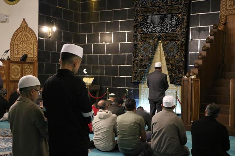 Mihrabıyla dikkat çeken camiye ilgi