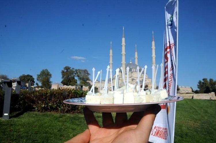Edirne Gastronomi Festivali renkli görüntülerle başladı