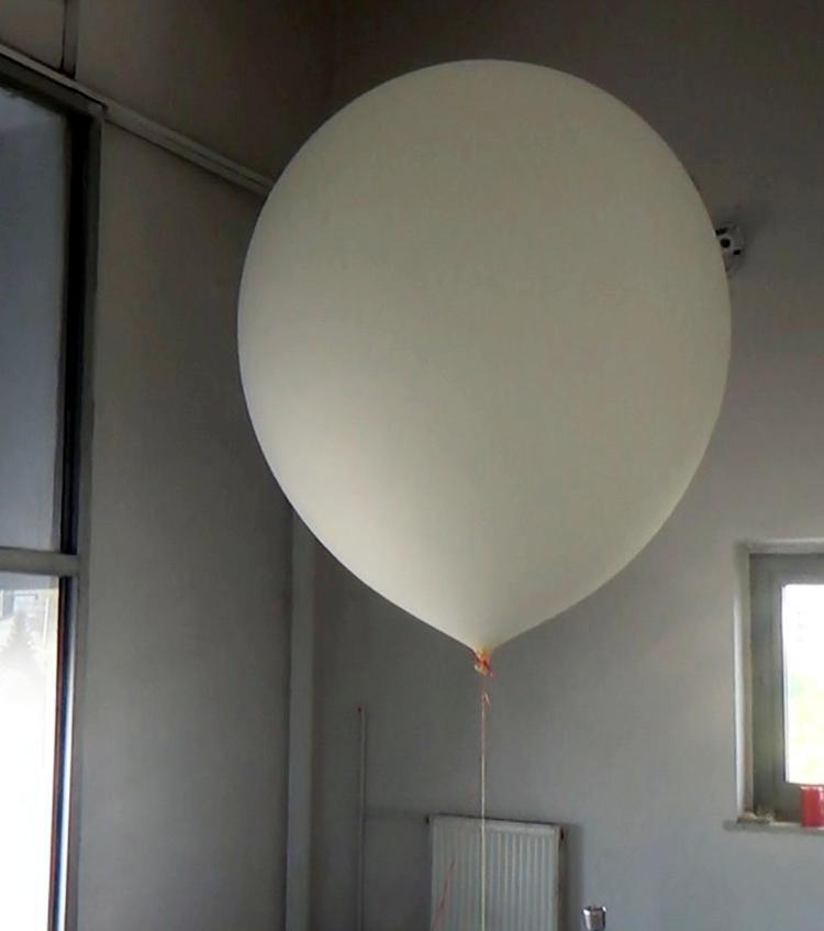 Erzurum'da meteorolojik balonla atmosferin üst seviyeleri takip ediliyor