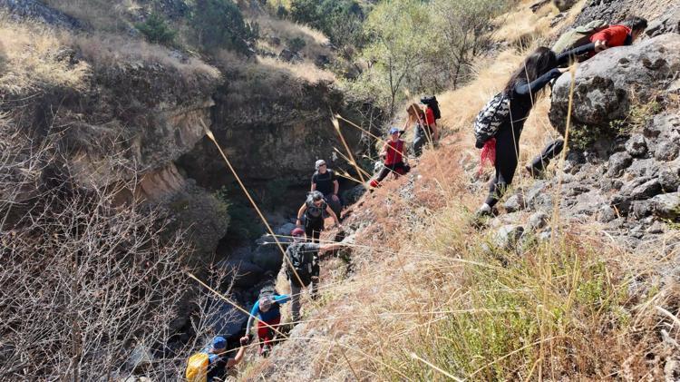 Kınıkçı Kanyonu, zorluğu ve güzelliğiyle doğaseverleri ağırlıyor