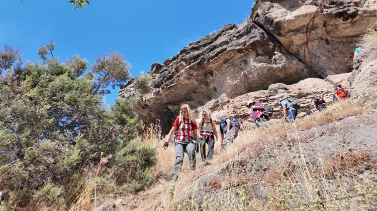 Kınıkçı Kanyonu, zorluğu ve güzelliğiyle doğaseverleri ağırlıyor