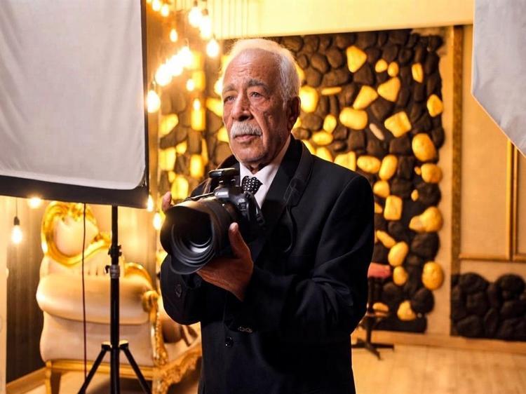 63 yıllık fotoğrafçı, Adana’da yılın ahisi seçildi