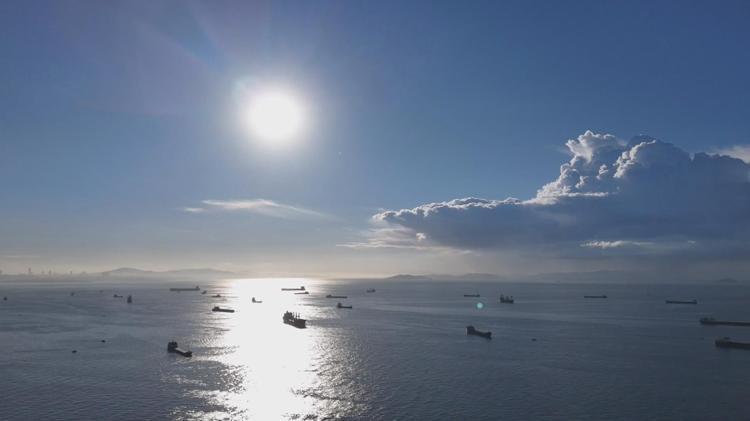 İstanbul'da bulutlar görsel şölen oluşturdu