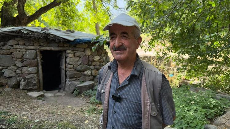 47 yıldır dede yadigarı su değirmenini işletiyor