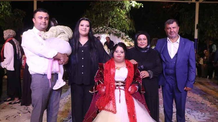 Down sendromlu Elif'in düğün hayali gerçek oldu