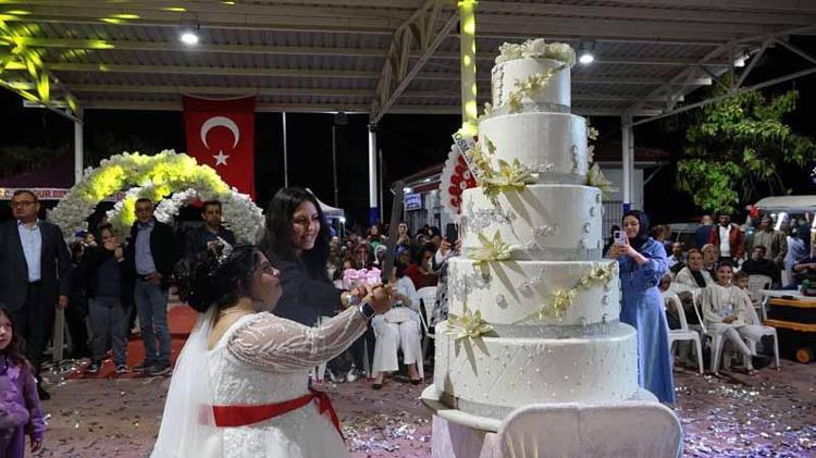 Down sendromlu Elif'in düğün hayali gerçek oldu