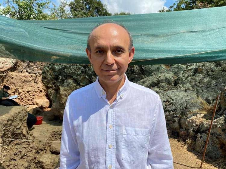 86 bin yıllık İnkaya Mağarası'nda en büyük girişin bulunduğu güney ağzı kazılıyor