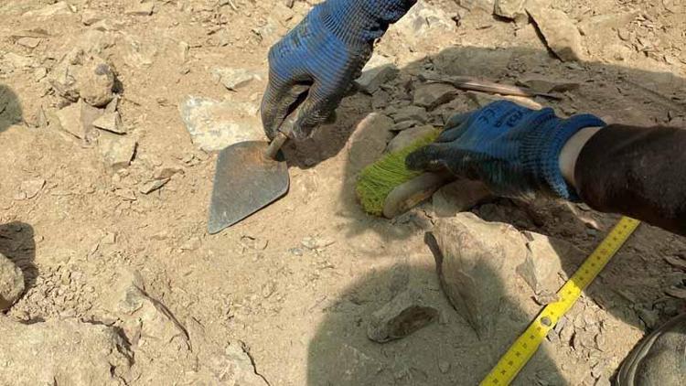 86 bin yıllık İnkaya Mağarası'nda en büyük girişin bulunduğu güney ağzı kazılıyor