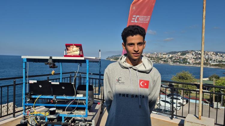 TEKNOFEST’te direksiyonu kırılınca tamir eden ‘O Gaca’ya ‘En İyi Takım Ruhu’ ödülü
