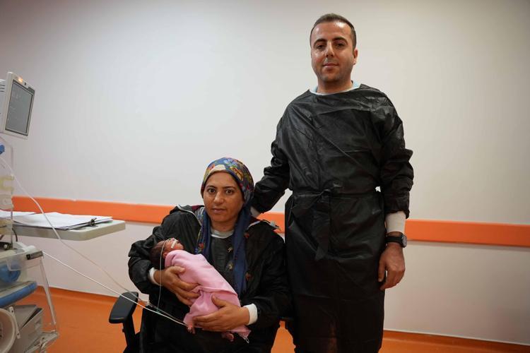 Çocuk hasretleri, tüp bebek tedavisi sonrası doğan ikizler ile son buldu