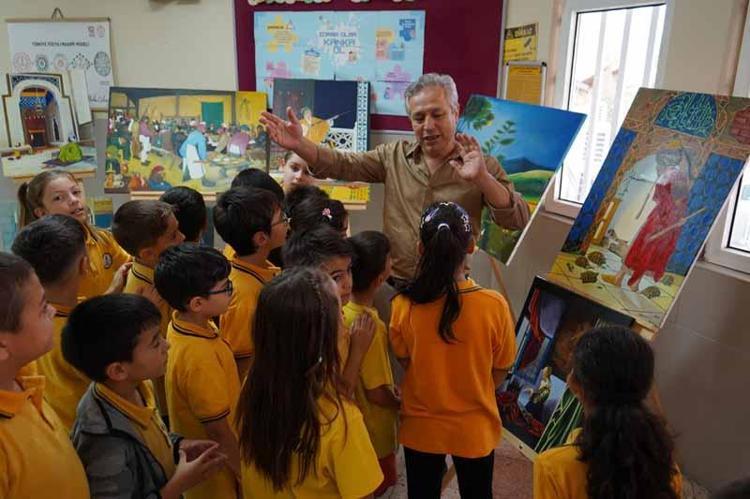 Öğrencilerine ilham veren 'ressam müdür'