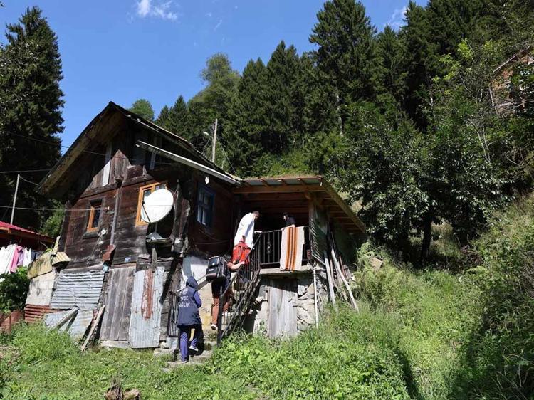 109 yaşındaki Sabriye Gündoğdu’ya yayla evinde muayene