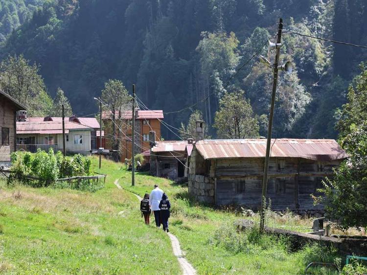 109 yaşındaki Sabriye Gündoğdu’ya yayla evinde muayene
