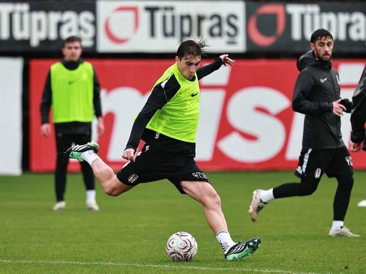 Beşiktaş’ta Kocaelispor maçı hazırlıkları sürüyor