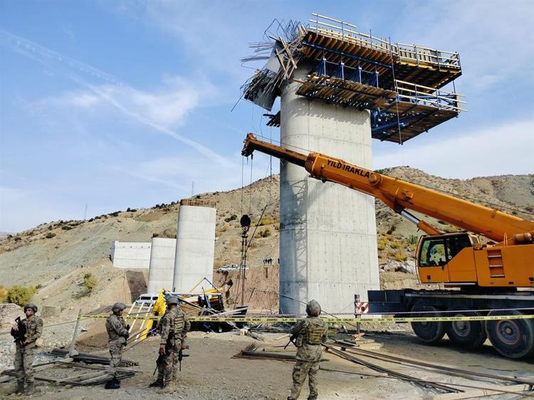 Diyarbakır’da 4 işçinin öldüğü viyadük kazası davasında ek bilirkişi raporu kararı