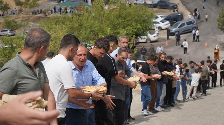 300 yıllık mezarlık ziyareti geleneği 5 bin kişiyi buluşturdu