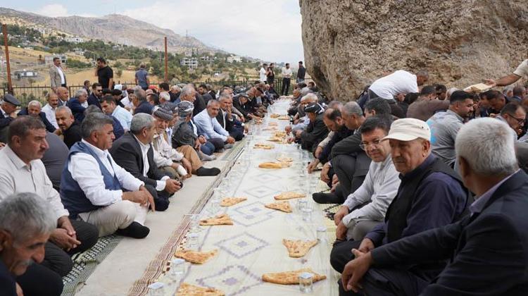 300 yıllık mezarlık ziyareti geleneği 5 bin kişiyi buluşturdu