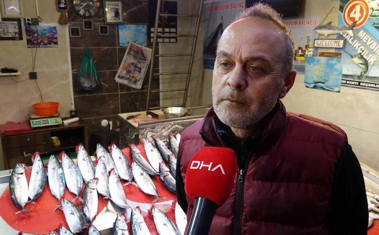 Karadeniz'de av sezonu bereketi; tezgahlar palamutla doldu