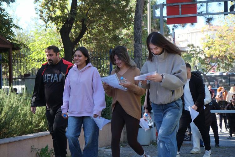 Ankara'da KPSS Ön Lisans heyecanı