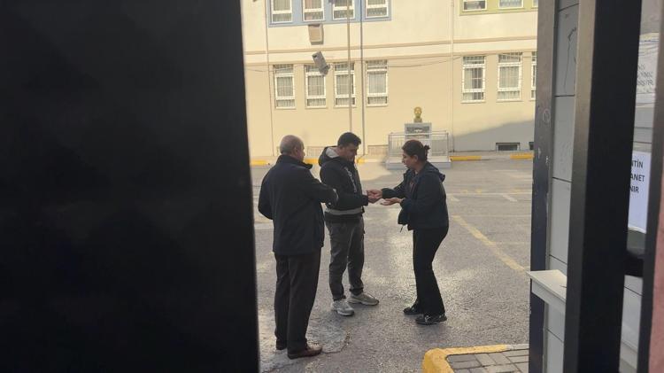 Avcılar'da KPSS adayları aynı isimli okulları karıştırdı; sınava son anda yetişti