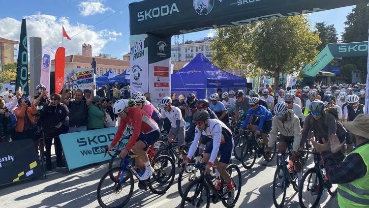 Çanakkale Gran Fondo bisiklet yarışı başladı