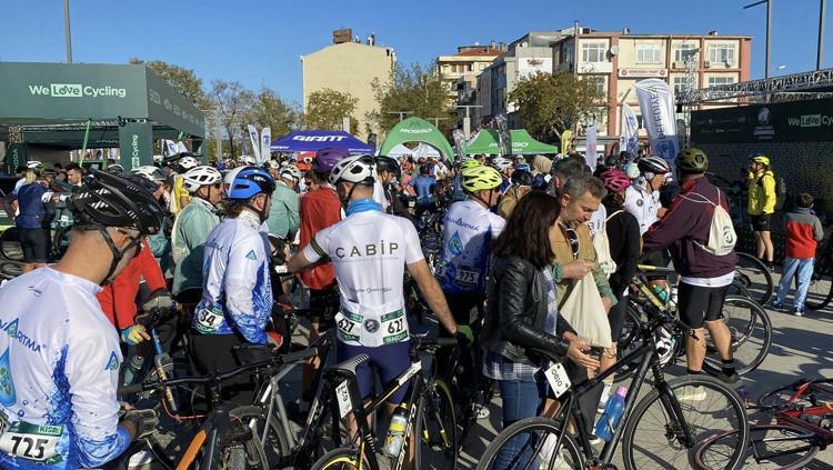 Çanakkale Gran Fondo bisiklet yarışı başladı