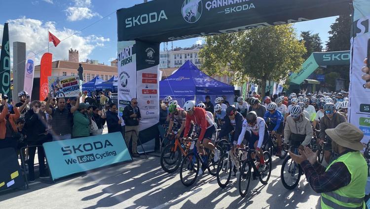 Çanakkale Gran Fondo bisiklet yarışı başladı