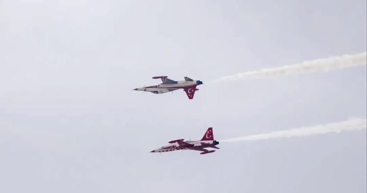 Türk Yıldızları Malatya'da gösteri düzenledi