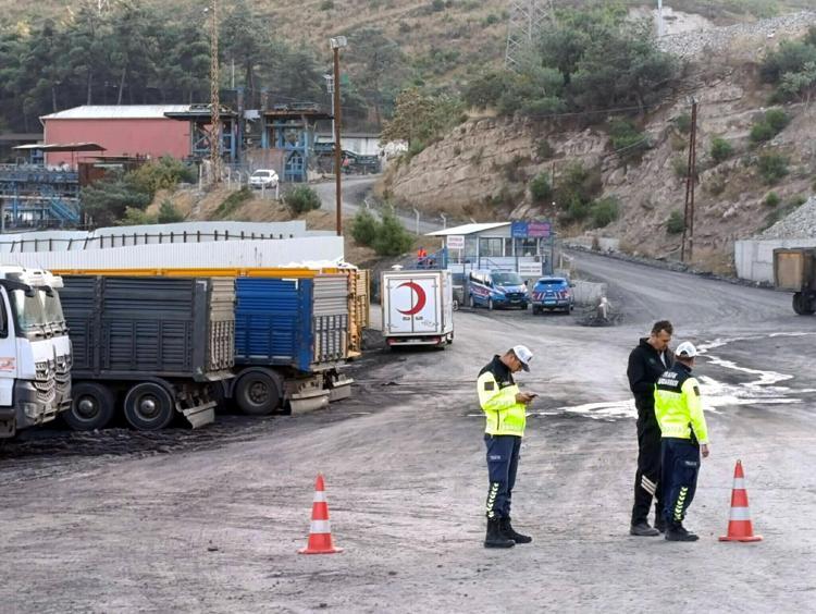 Soma'da 5 kişinin öldüğü maden ocağındaki göçükle ilgili 9 şüpheli adliyede