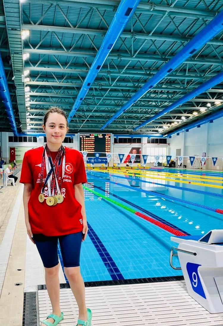 Down sendromlu milli sporcu Ada, üniversite hayalini gerçekleştirdi