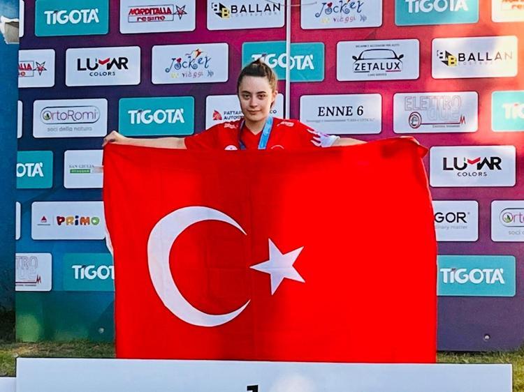 Down sendromlu milli sporcu Ada, üniversite hayalini gerçekleştirdi