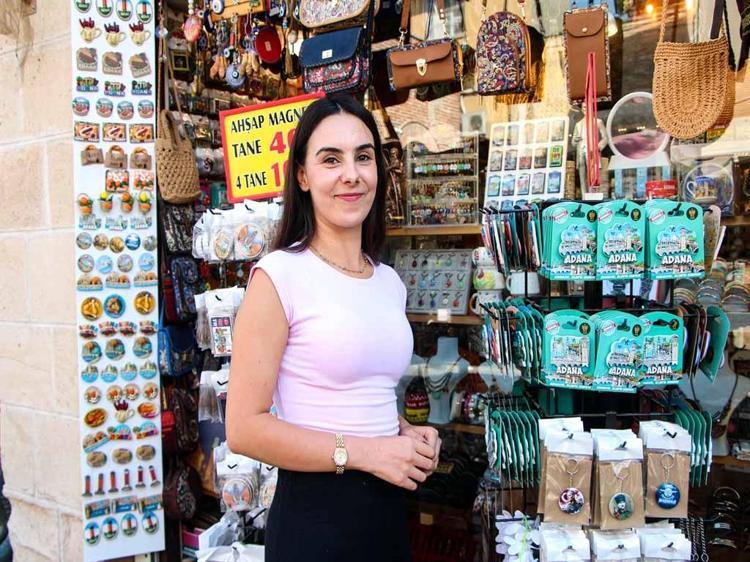 Türkiye'nin en yüksek saat kulesinin yer aldığı cadde trafiğe kapatıldı