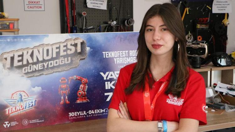 3D yazıcı ile geliştirdikleri robot projesiyle TEKNOFEST’te ikinci oldular